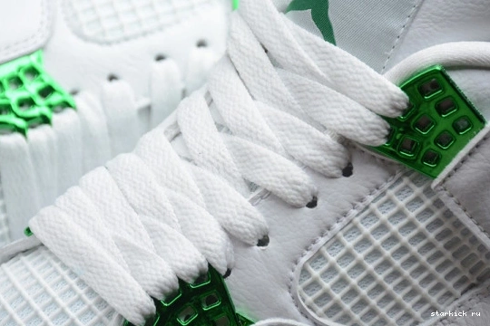 CT8527-113 Green 4 CT8527-113 Metallic  Retro Jordan Air 1220